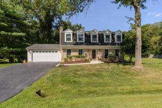 10216 Colebrook Ave, Rockville MD  20854-1814 exterior