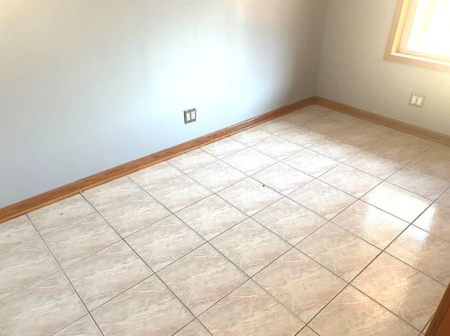 2414 Whipple St, Chicago IL 60655-2303 exterior