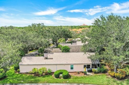 7713 Ahoy Ave, Naples FL 34109-7647 exterior