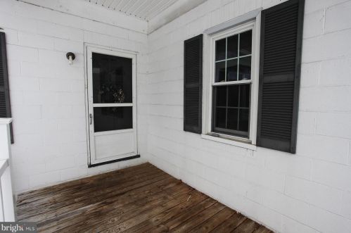 11208 Raystown Rd, Huntingdon PA 16652-7434 exterior