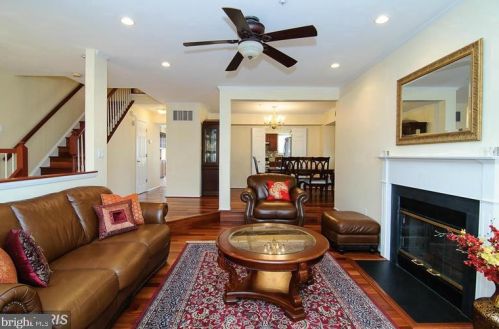 7777 Blueberry Hill Ln, Ellicott MD  21043-7911 exterior