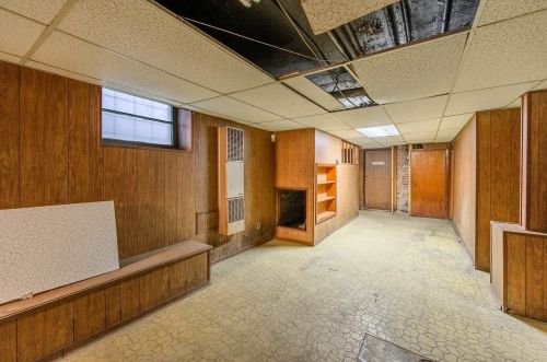 7631 Sangamon St, Chicago IL 60621-1913 exterior