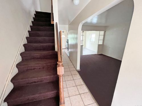 4133 Baychester Ave, Bronx, NY 10466-2121