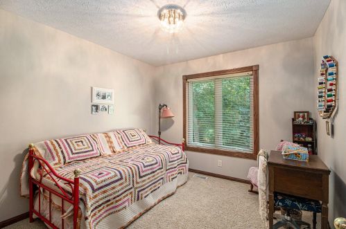 1811 Starr View Ln, Middlevle MI  49333-8066 exterior