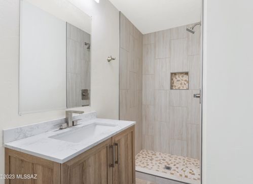 4402 Avenida Don Fernando, Tucson AZ  85757-9433 exterior