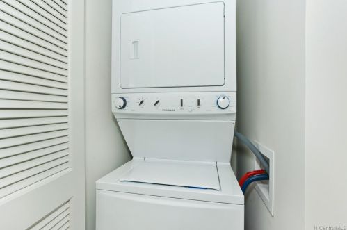 610 Ala Moana Blvd, Honolulu HI  96813 exterior