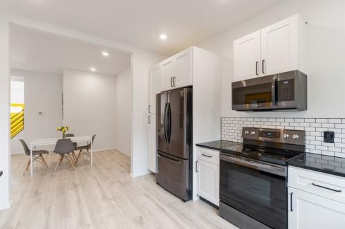 5145 Holmes St, Pittsburgh PA  15201-2433 exterior