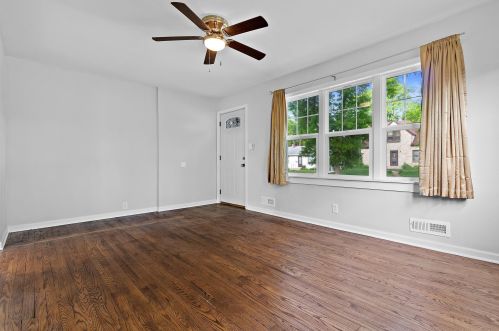 5301 58, Milwaukee WI 53218-4247 exterior