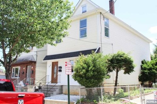 22 Maple St, Outwater NJ  07026-3322 exterior