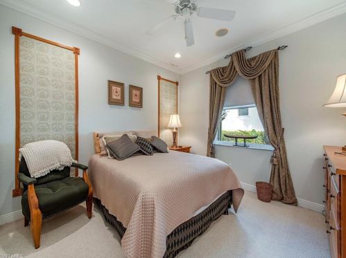 5099 Castlerock Way, Naples FL 34112-7928 exterior