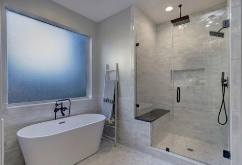 114 Leah Dr, Montgomery TX 77316-6818 exterior