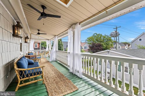 126 Franklin Ave, Lewes DE 19958-1413 exterior