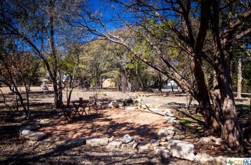 864 Hillside Dr, Spring Branch TX 78070-3808 exterior