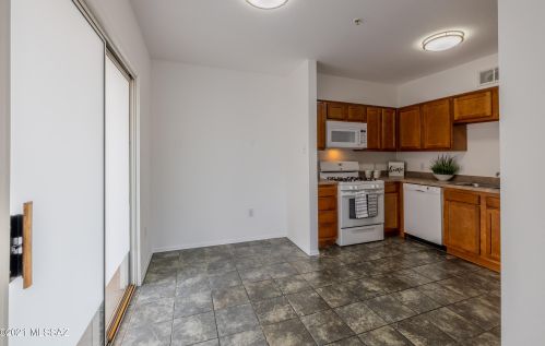 1555 Paseo Ln Tinaja, Green Valley AZ 85614-3986 exterior