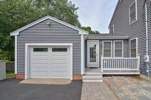 16 Duffy Dr, Taunton, MA 02780-2823