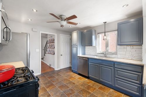 356 Spring Valley Rd, Pittsburgh PA  15243-1418 exterior