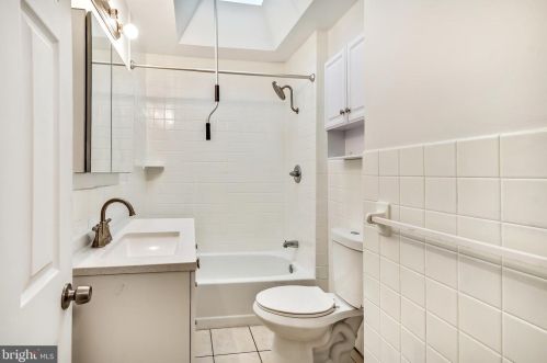 1515 Corlies St, Philadelphia PA  19146-3509 exterior