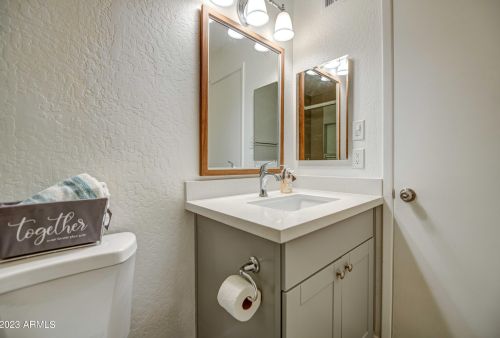 12616 20th Dr, Phoenix AZ  85029-2611 exterior