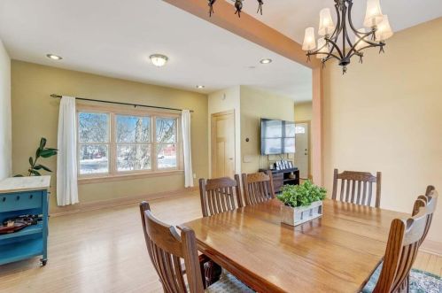 2119 Mound St, Milwaukee WI  53207-1331 exterior