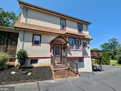 517 Old Middletown Rd, Media PA 19063-4429 exterior