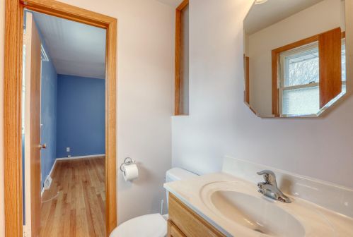 8919 Cheyenne St, Milwaukee WI 53224-4804 exterior