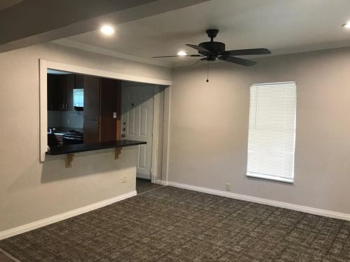 4242 Carl St, Dallas, TX 75210-1101