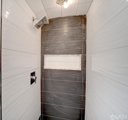 25 Sunrise Rd, Old Bridge NJ  08857-1435 exterior