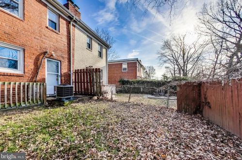 228 56 St, Washington DC 20019-6743 exterior