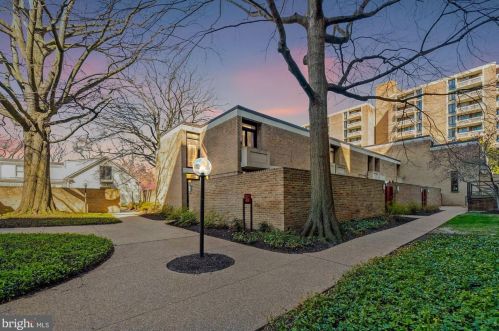 449 N St, Washington DC  20024-3701 exterior