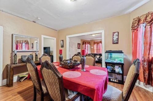 91 Peace St, Providence RI 02907-1550 exterior