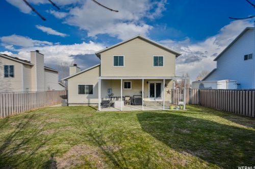 6948 Firefox Cir, Taylorsville UT 84081-5376 exterior