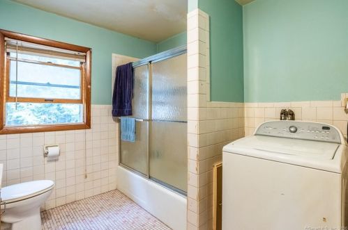 155 Derby Ave, Derby CT 06418-2010 exterior