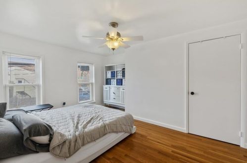 2013 E, Pittsburgh PA 15209-1809 exterior