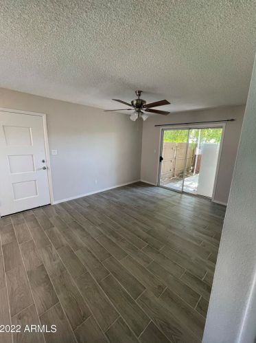 8441 34th Ave, Phoenix AZ 85053-6628 exterior