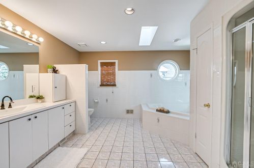 115 High St, Metuchen NJ 08840-2339 exterior