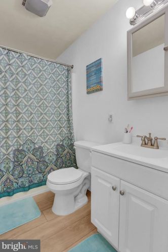 407 Meade Ave, Hanover PA 17331-3622 exterior