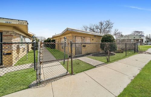 13831 Halsted St, Chicago, IL 60827-1657