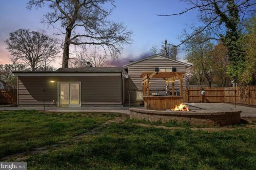 7819 Ashton St, Alexandria VA  22309-1338 exterior