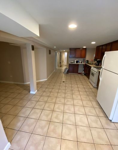 3015 Parkside Ave, Chicago IL 60639-2940 exterior