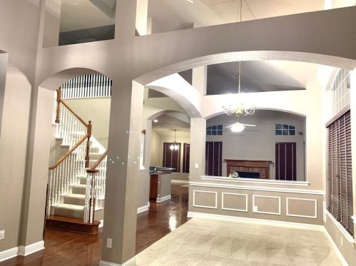 9105 Jasmine Ln, Irving TX  75063-4245 exterior