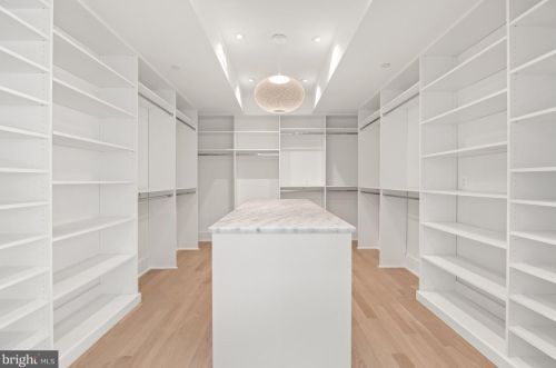 2838 Chesterfield Pl, Washington DC  20008-1015 exterior