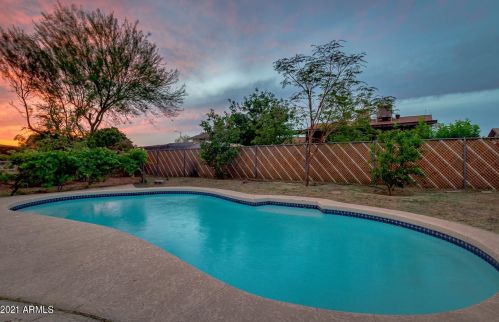 3844 Bloomfield Rd, Phoenix AZ  85032-7334 exterior