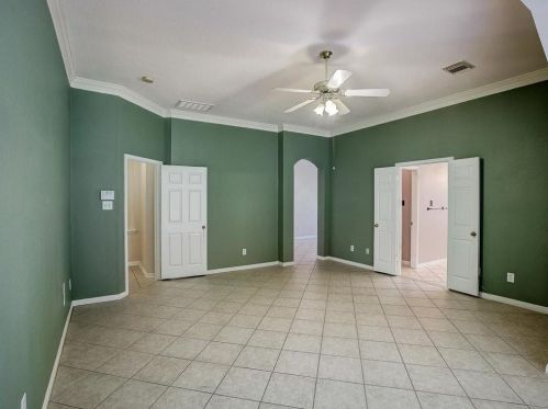 4520 Eagle Feather Dr, Austin TX 78735-6466 exterior