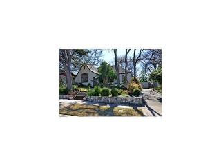 201 32nd St, Austin TX  78705-2303 exterior