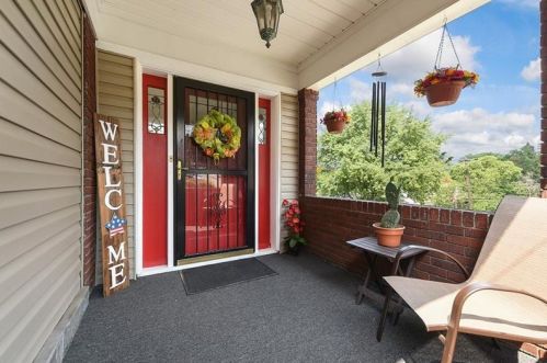 3345 Bookman Ave, Pittsburgh, PA 15227-2411