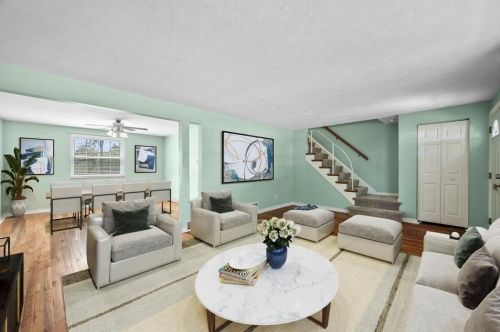 60 Chapel Dr, Pittsburgh PA  15237-2518 exterior