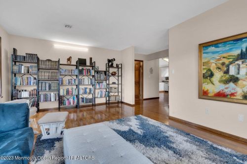 242 Hope Chapel Rd, Jackson Twp NJ  08527-5023 exterior