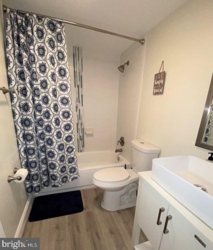 404 47th St, Washington DC  20019-4643 exterior