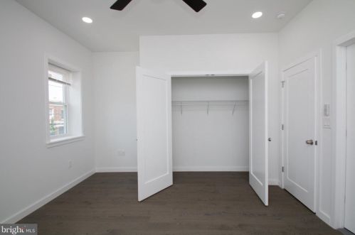 1034 Jackson St, Philadelphia PA  19148-3011 exterior