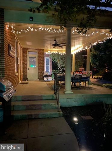 2008 Marietta Ave, Lancaster PA 17603-2354 exterior